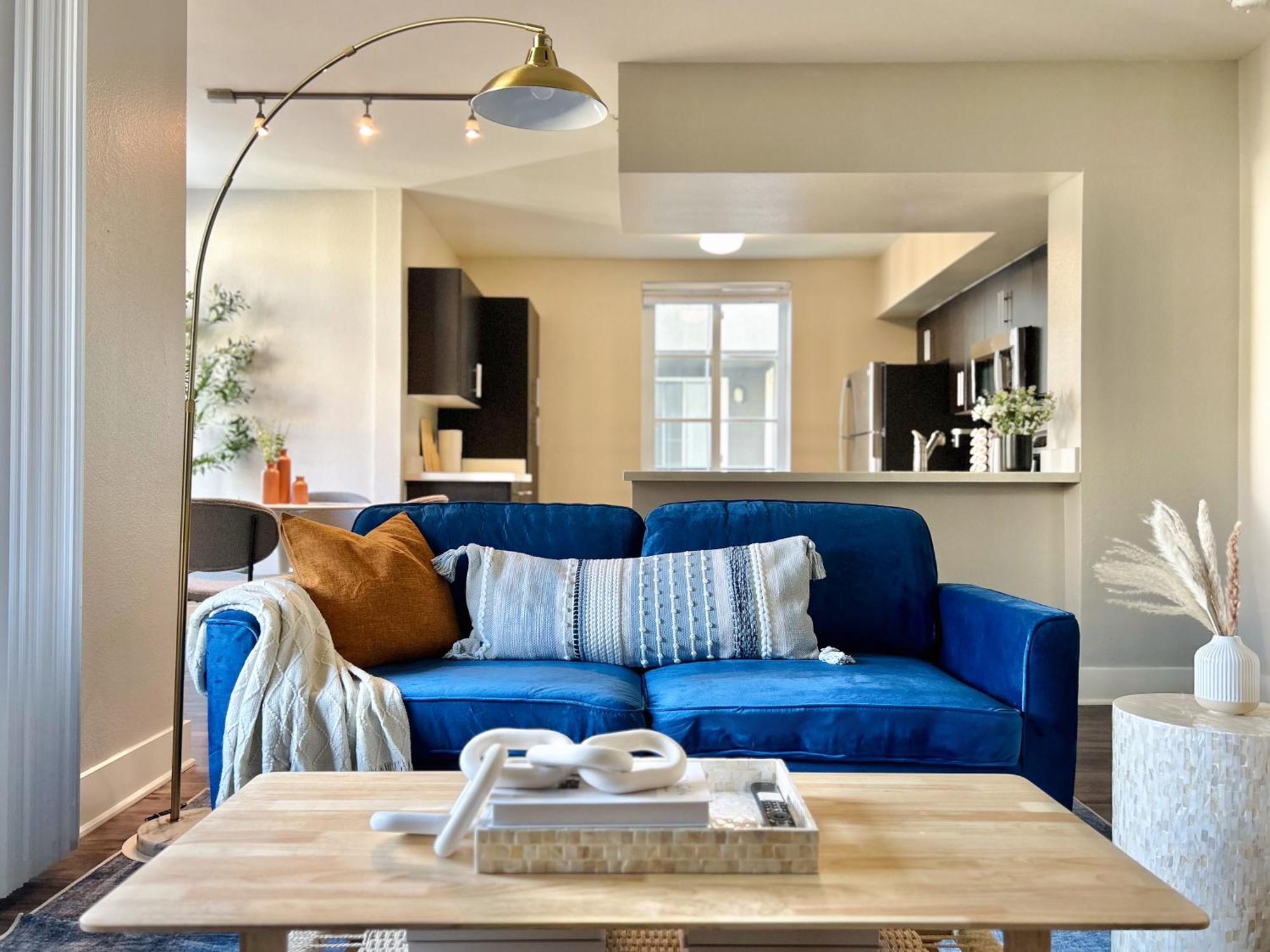 2Bd 2Ba Santa Monica Apartment With Relaxing Pool View Los Angeles Exterior photo