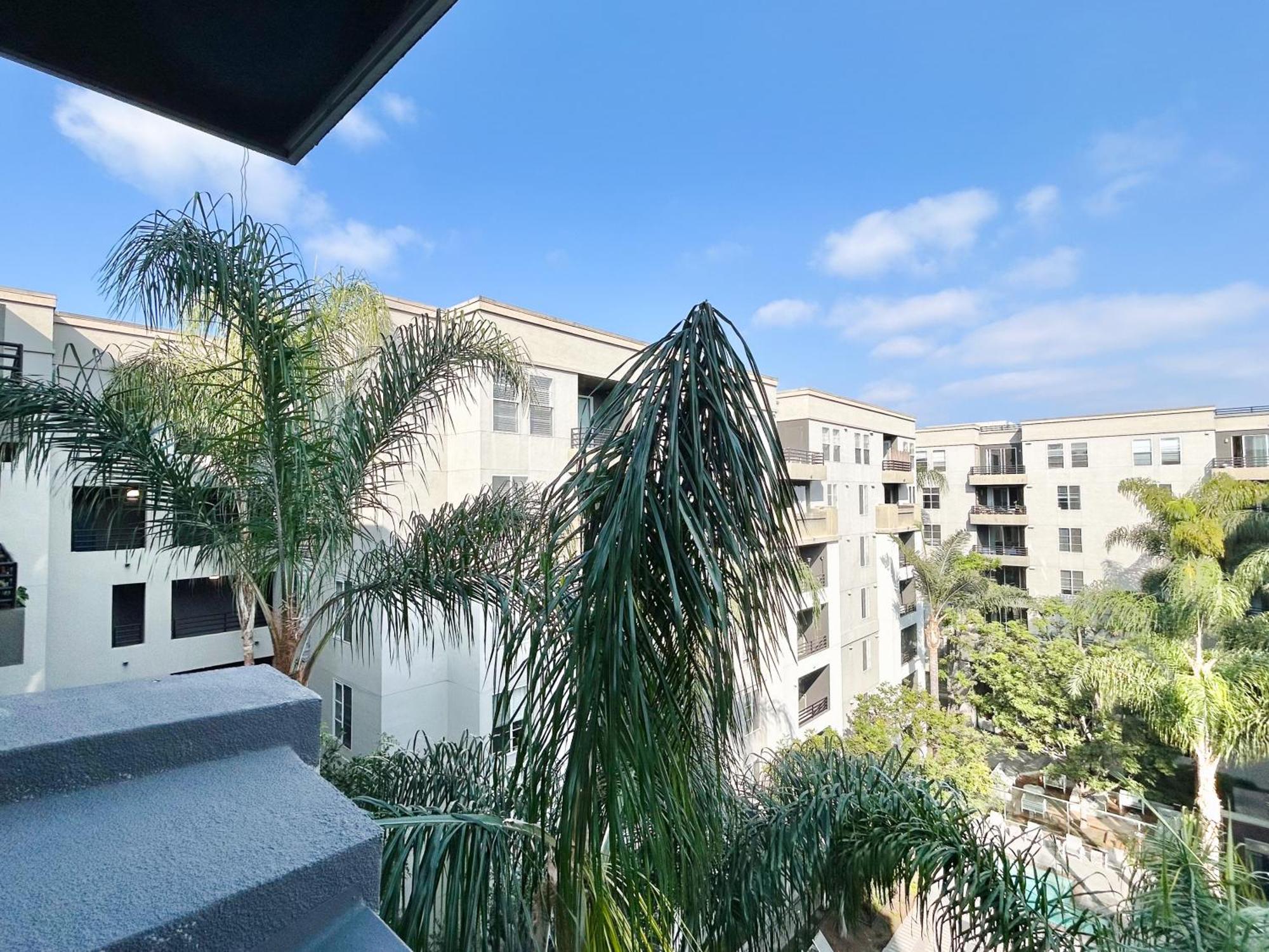 2Bd 2Ba Santa Monica Apartment With Relaxing Pool View Los Angeles Exterior photo
